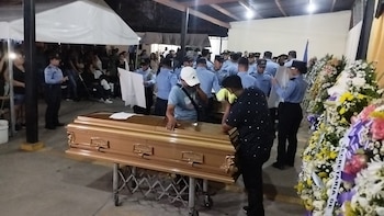 ¡Honduras llora!: Dolor y luto durante la despedida de agentes fallecidos en masacre