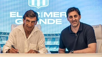 La autocrítica de Diego Milito por el presente de Racing y el “error” que cometió con Gustavo Costas