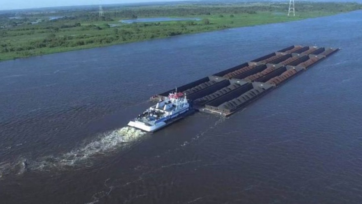 Hidrovía Paraná-Paraguay: quiénes compiten y qué costos se imponen