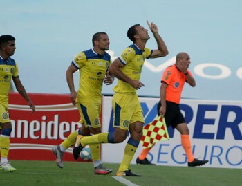 Rosario Central venció a Godoy