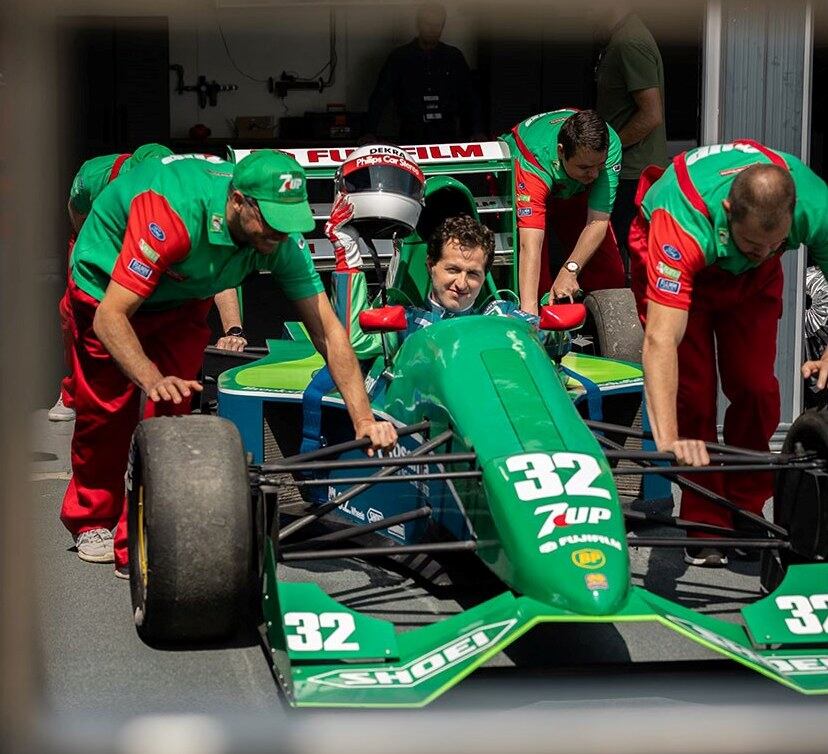 Zhivko Sirakov interpreta a Michael Schumacher y tiene un gran parecido al alemán (Schumacher.film)