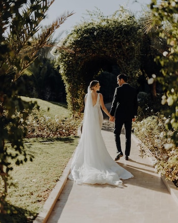 Zidane junto a su mujer Karen Gonçalves el día de su boda (Instagram/ @enzo)