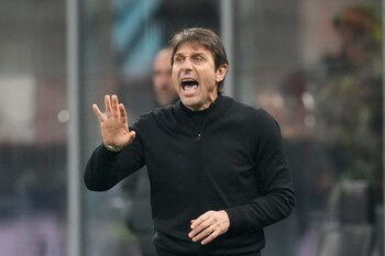 Antonio Conte estalló contra sus