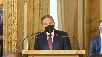 Presidente de Panamá anuncia que