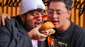 “24 horas gorreando comida en