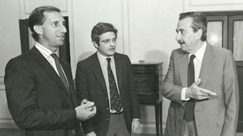 Cómo fue el intento para echar a Bilardo en la previa del Mundial 86: el apoyo de Grondona y Maradona y la “bendición” del manosanta de Olmedo