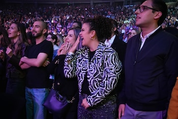 Desde la quinta fila, Lucerito Mijares coreó todas y cada una de las canciones de su ovacionada mamá (Ocesa: José Jorge Carreón)