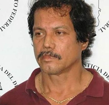 En sus múltiples huidas, Ríos