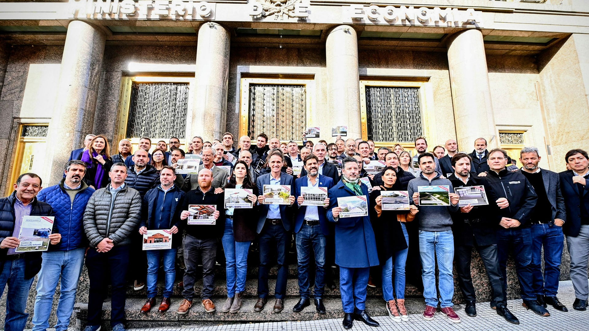Intendentes de todo el país se concentrarán en la puerta del Ministerio de Economía