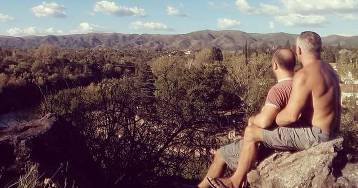De una aplicación de citas al matrimonio: la historia de amor que superó el trastorno bipolar