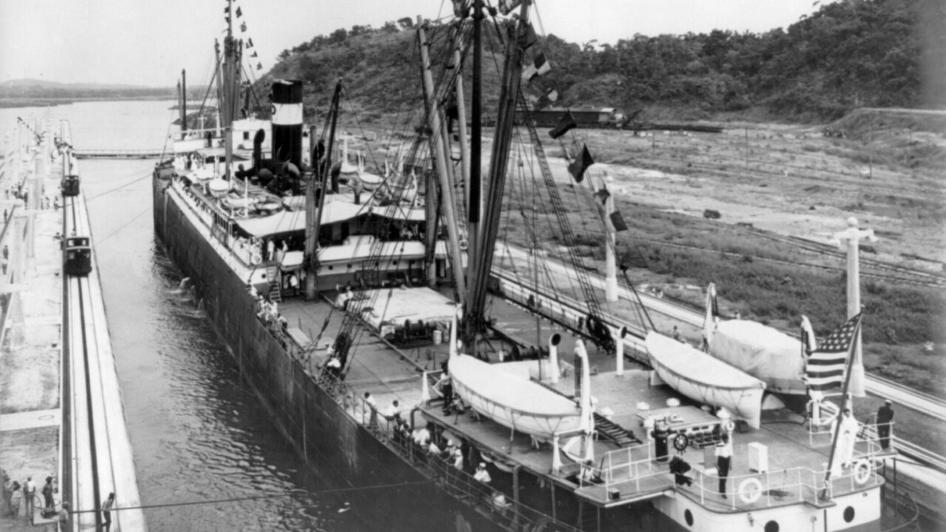 El vapor Ancón protagonizó el primer tránsito oficial de la vía interoceánica, en una ceremonia marcada por el inicio de la Primera Guerra Mundial. (foto: Wikipedia)