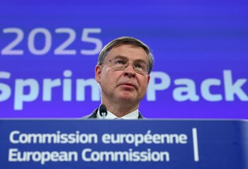 Valdis Dombrovskis en la Comisión