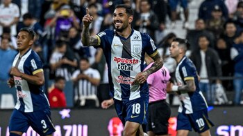 Sergio Peña celebrando en Matute