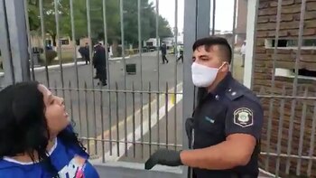 (Twitter: @di_nucci)