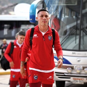 Jean Deza es jugador del