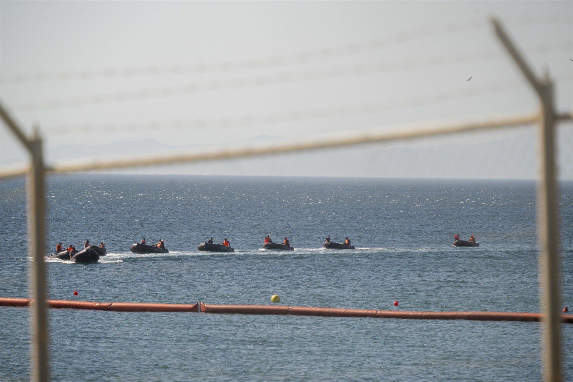 El Gobierno trabaja para colocar en Melilla barreras de contención en el mar como en Ceuta