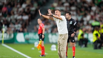(Previa) El RCD Espanyol busca resarcirse ante un Elche con Anselmi en el alero