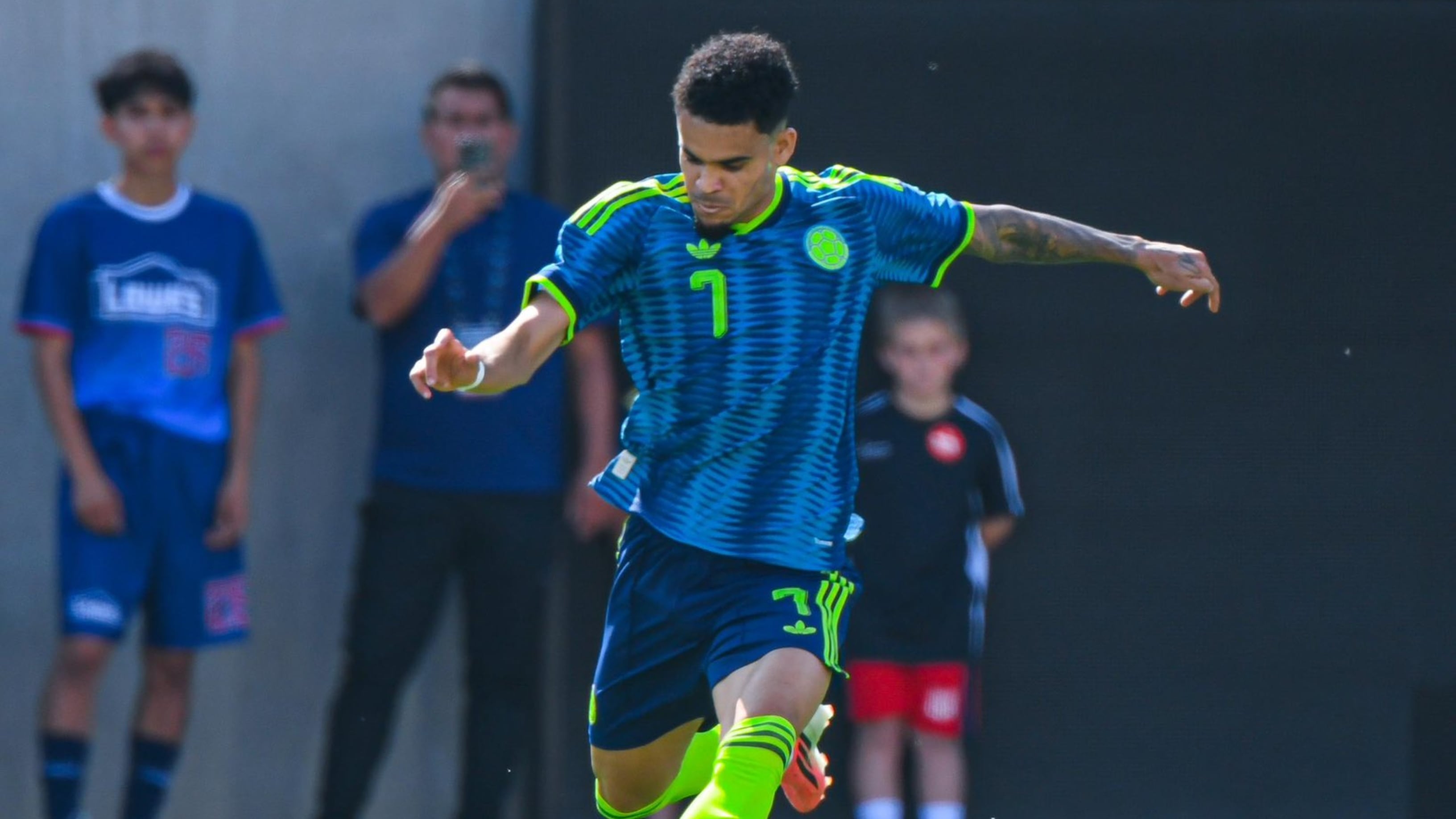 Luis Díaz es el único jugador de Colombia que supera en valor de mercado al hombre de su misma posición en Portugal, se trata de Rafael Leao - crédito FCF