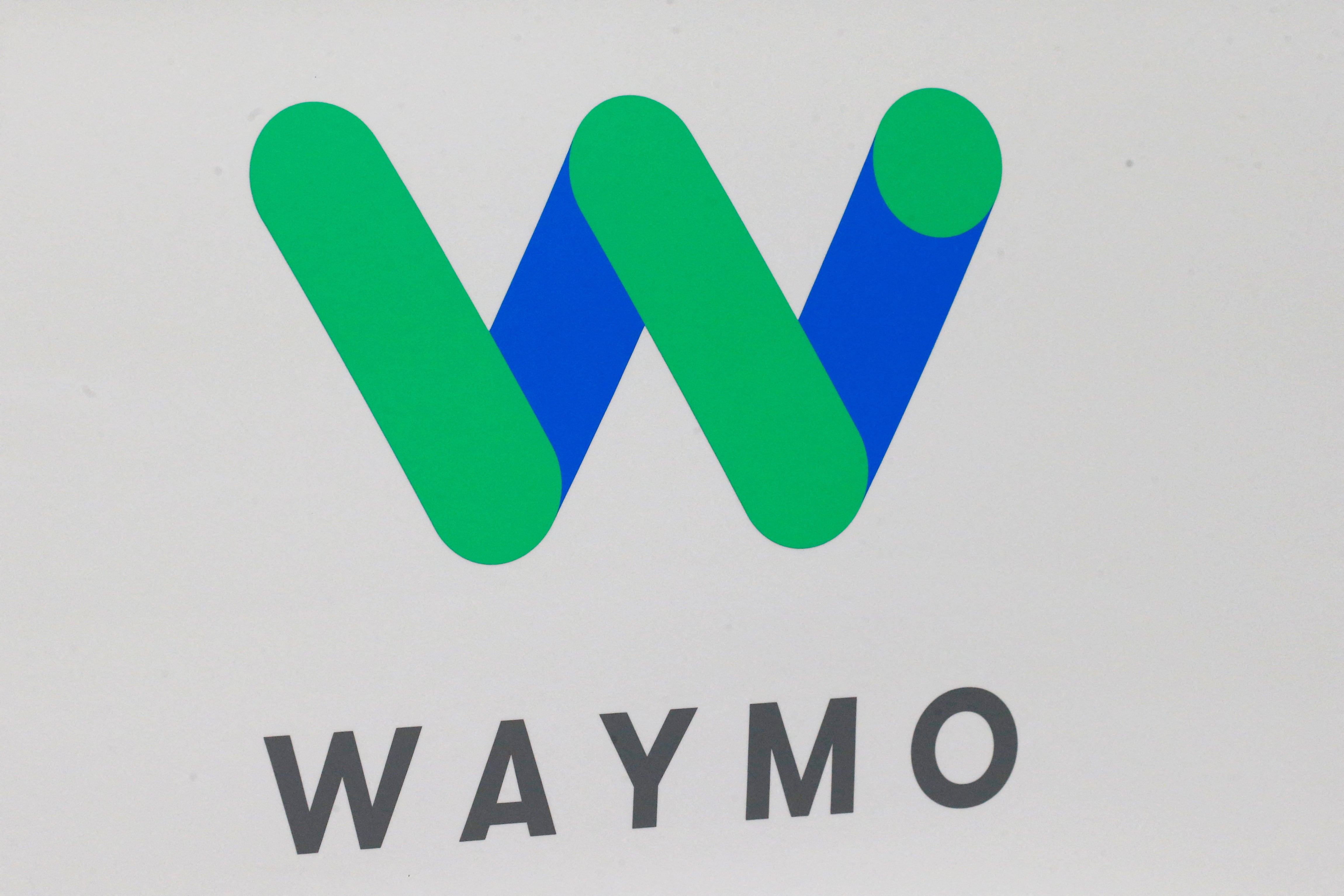 La evolución de los robotaxis: Waymo incorpora menos sensores y mejora la experiencia del usuario con los modelos Ojai - REUTERS/Brendan McDermid/File Photo