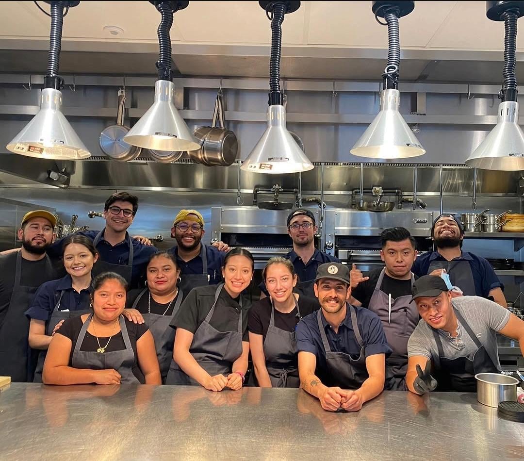 Komal Molino abastece de masa y tortillas a destacados restaurantes del sur de California, incluyendo establecimientos en Downtown Disney y Holbox (@PincheFatima_ en Instagram)