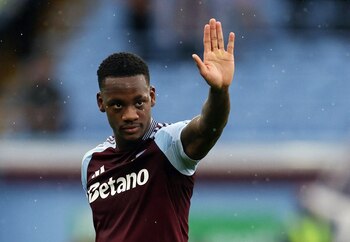 Jhon Jáder Durán vive su mejor momento con la camiseta de Aston Villa pese a no ser titular - crédito Chris Radburn/REUTERS