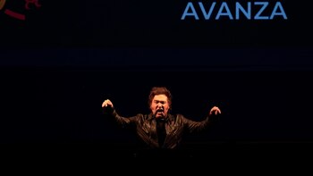 Milei vuelve a la arena