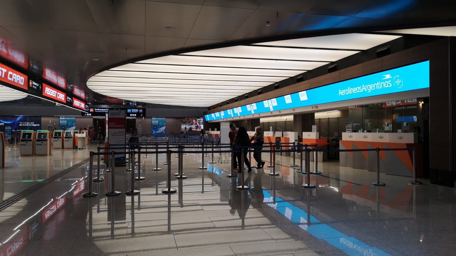 La Asociación del Personal Aeronáutico (APA) adhiere al paro