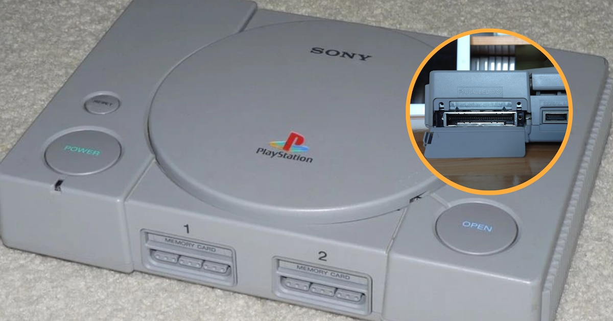 Para qué servía realmente la misteriosa ranura trasera de tu primera PlayStation