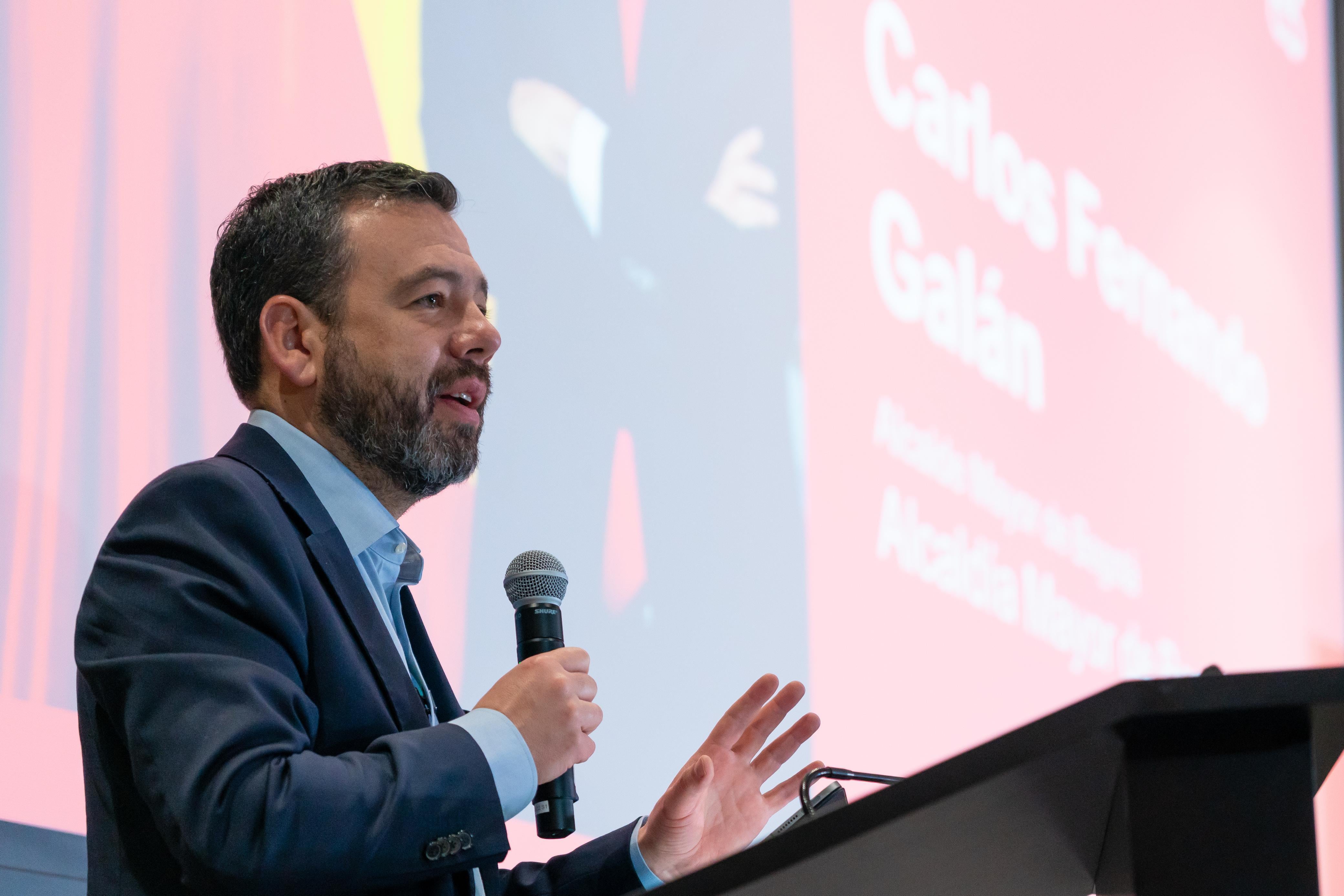 El alcalde de Bogotá, Carlos Fernando Galán, sacó pecho a mediados de febrero de 2025 por la reducción de índices y percepción de inseguridad en la capital - crédito cortesía Alcaldía Mayor de Bogotá