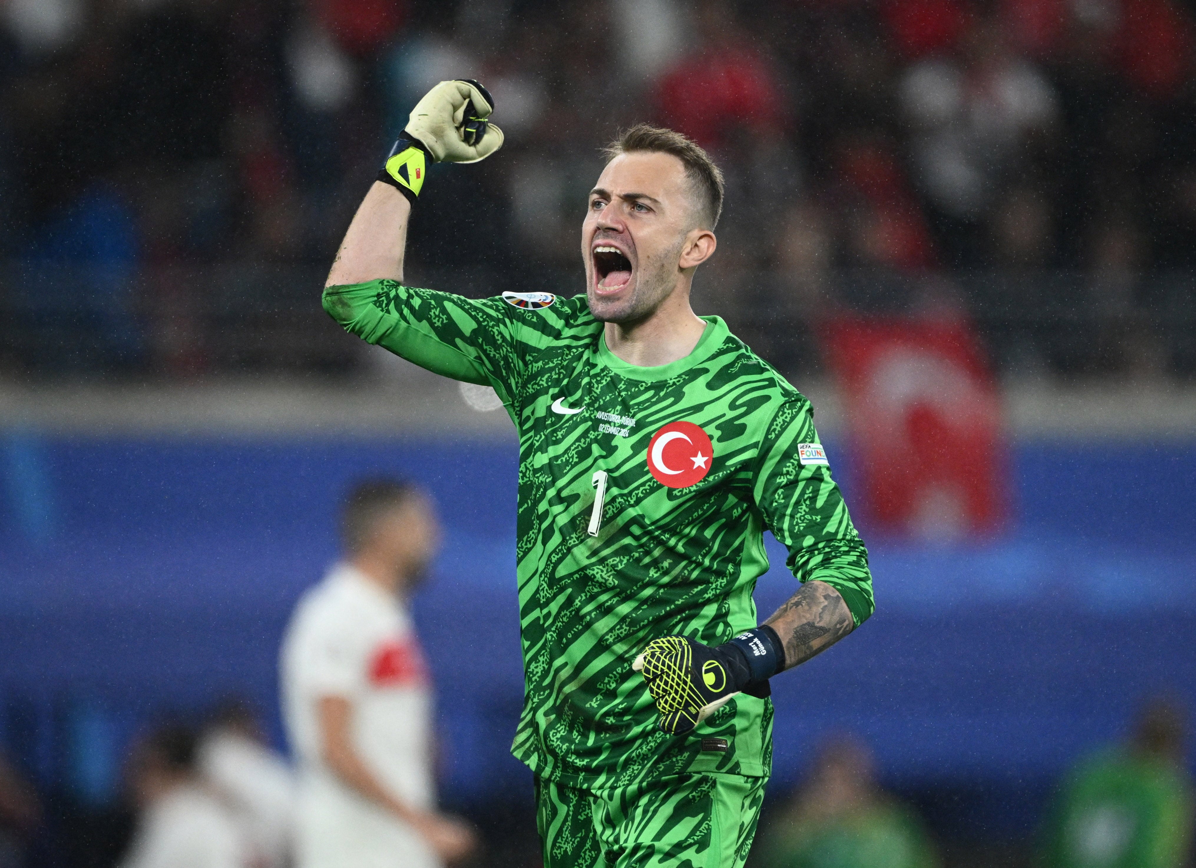 Jugó 32 partidos con la selección de Turquía (REUTERS/Annegret Hilse)