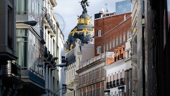 Los mejores planes gratis en Madrid para aprovechar el primer fin de semana de septiembre: recorridos históricos del cine, zonas de baño naturales y fiestas regionales