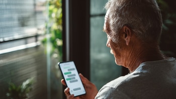 Un chatbot de IA ahora prescribe fármacos psiquiátricos en Estados Unidos