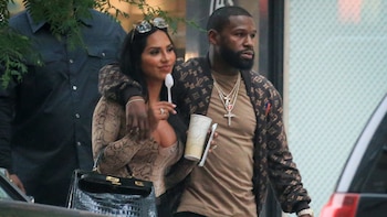 Floyd Mayweather fotografiado con Gallienne