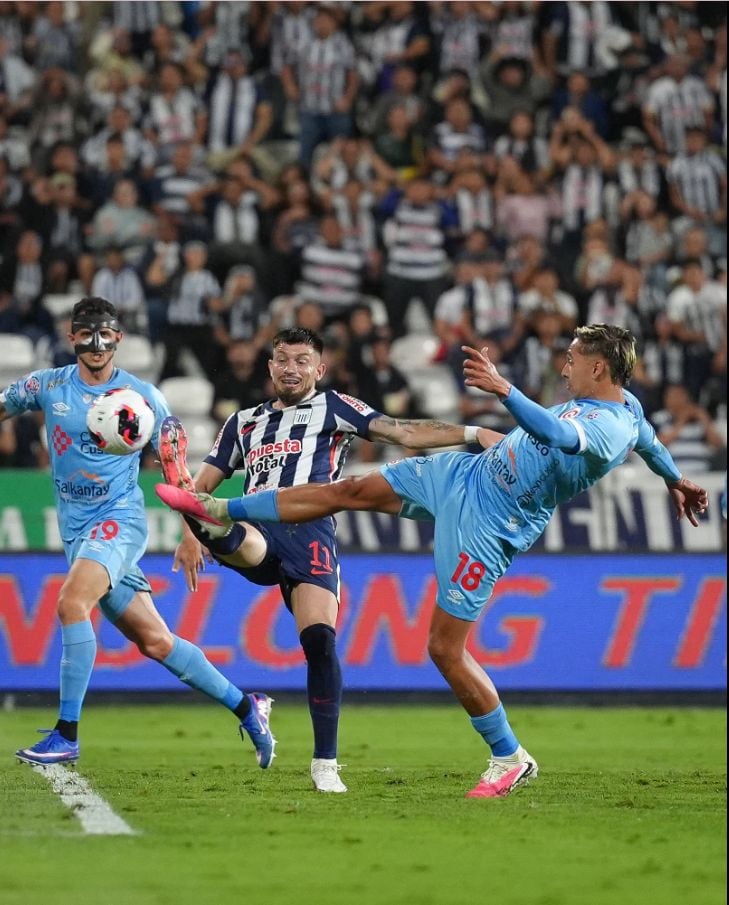 Alianza Lima dominó a Deportivo Garcilaso, pero volvió a tropezar con su falta de eficacia. Mr. Peet cuestionó que el equipo no pudiera transformar su amplia posesión y sus remates en goles. (Liga 1)