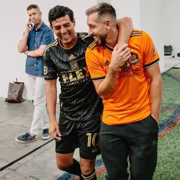 Carlos Vela y Héctor Herrera