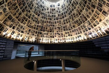 Cientos de sobrevivientes del Holocausto