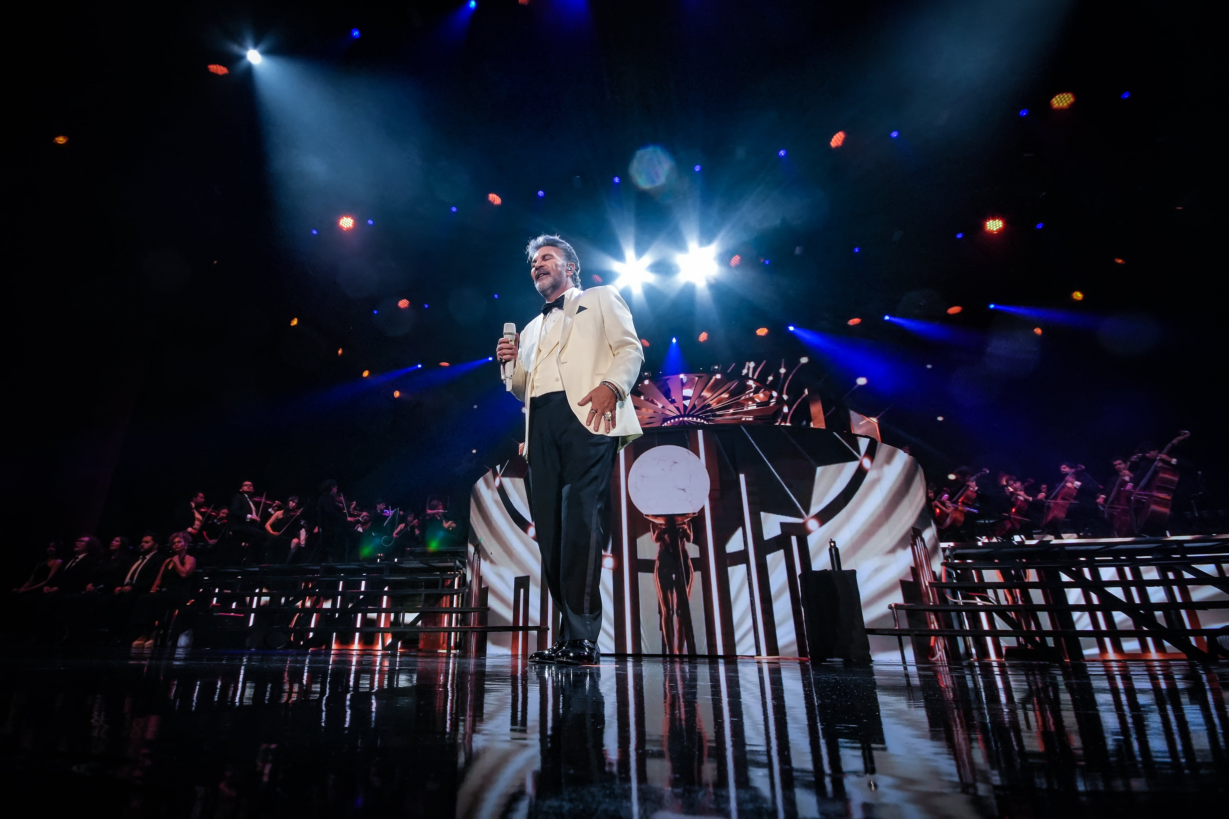 MIJARES SINFÓNICO EN EL AUDITORIO NACIONAL.