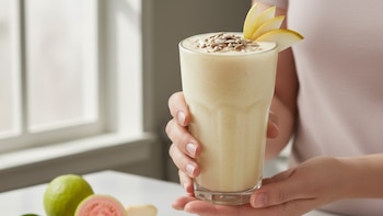 Licuado de guayaba, pera y