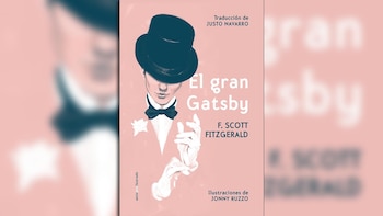 Portada rosa pastel del libro 'El gran Gatsby' de F. Scott Fitzgerald, con ilustración de un hombre elegante con sombrero de copa, pajarita y guantes blancos