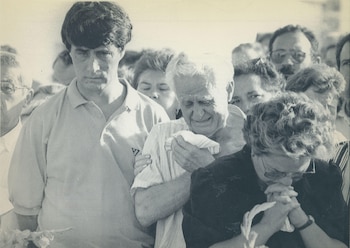 Escenas del funeral, luego de