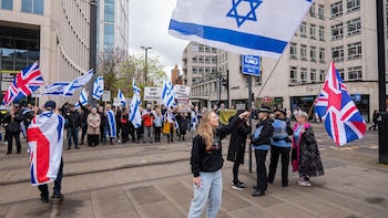 Condenados dos simpatizantes de Estado