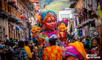 La carroza “Indomable, Mujer Guerrera”