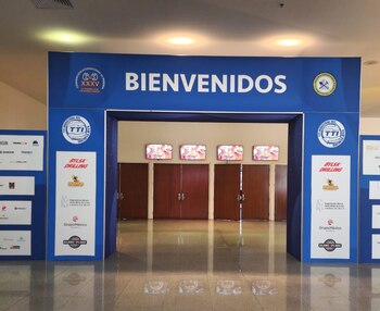 En la convención minera había