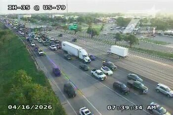 La Oficina del Sheriff del Condado de Travis lidera la investigación sobre el choque en la I-35 que dejó al menos una víctima mortal