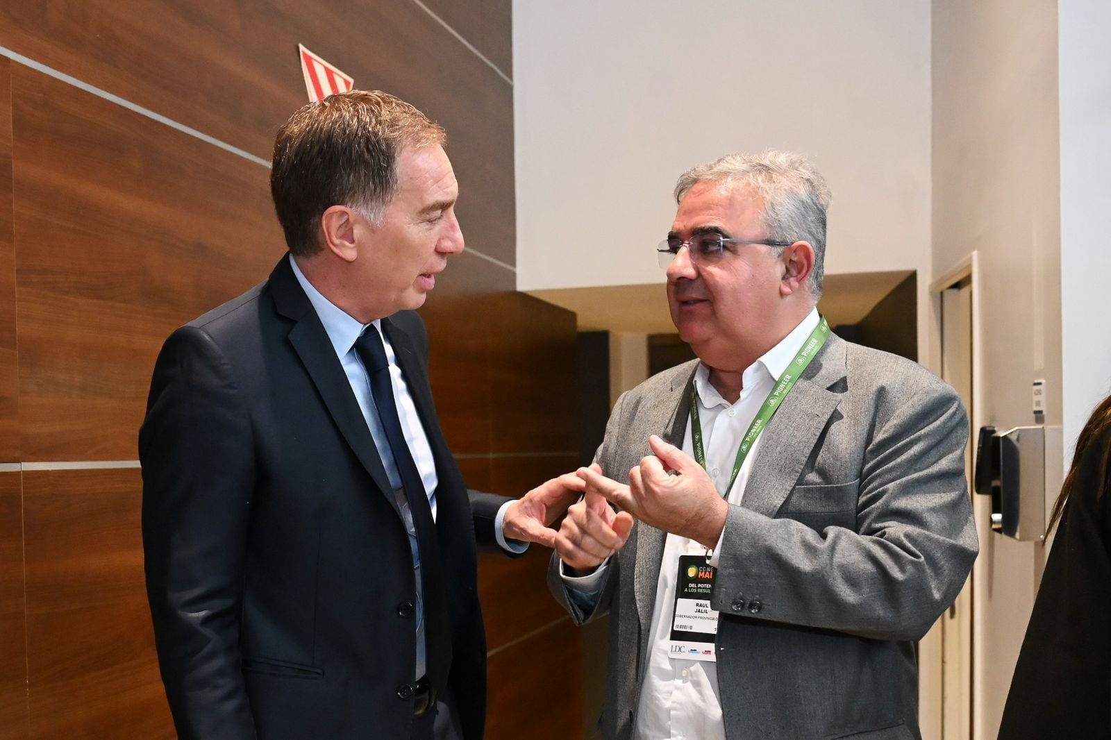 Diego Santilli, junto al gobernador de Catamarca, Raúl Jalil, el 27 de mayo pasado