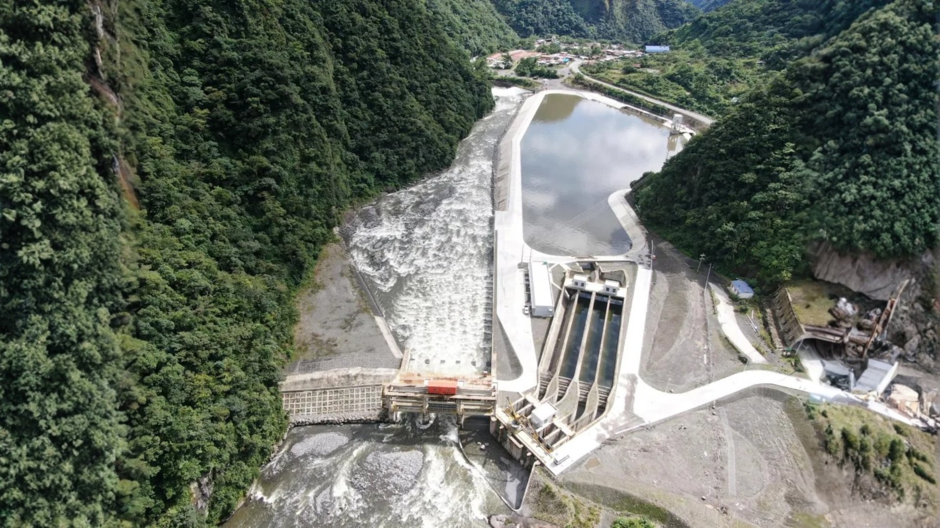 China gana terreno en la generación eléctrica de Perú y enciende alertas sobre infraestructura estratégica