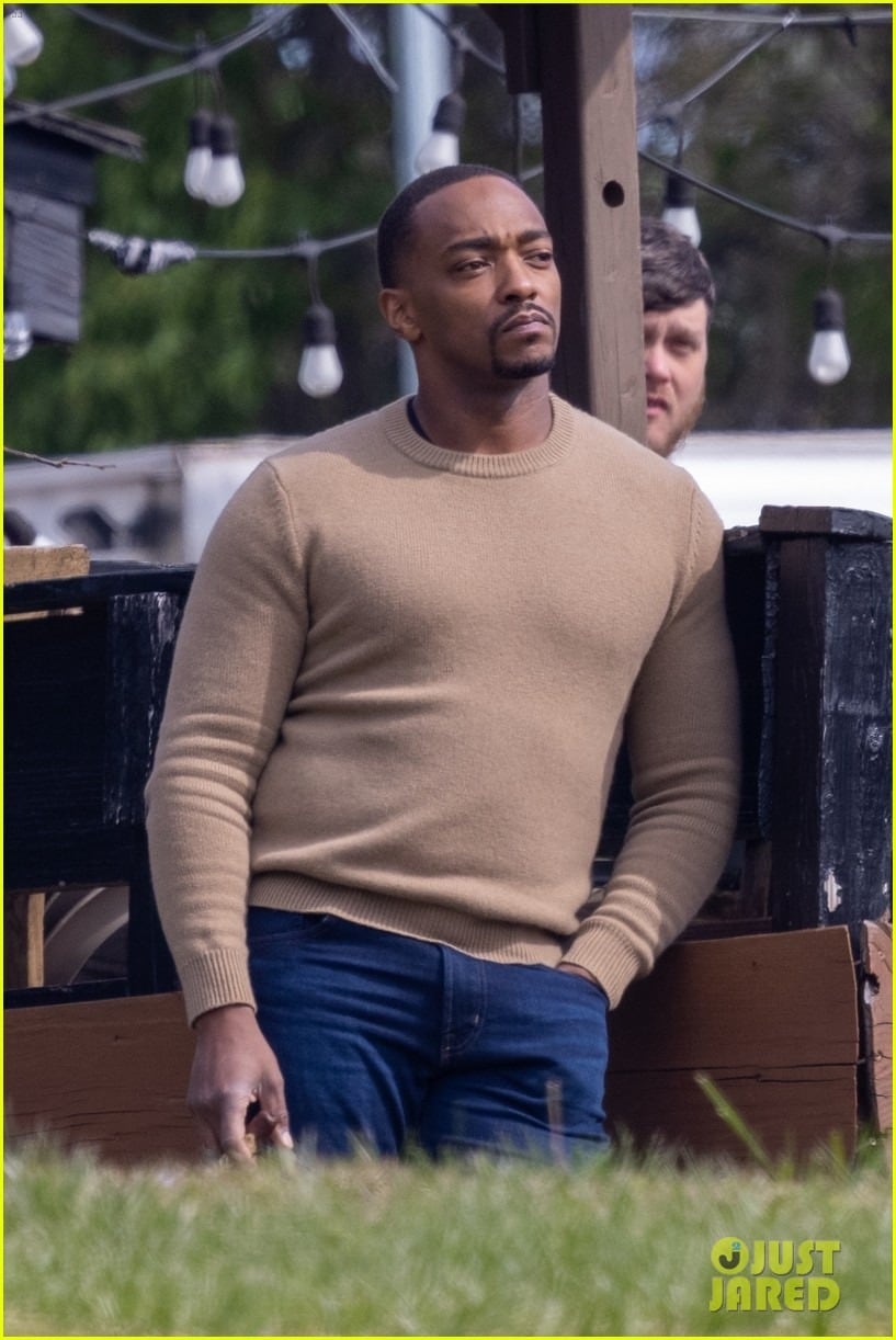 Anthony Mackie en el set de la nueva película de Marvel