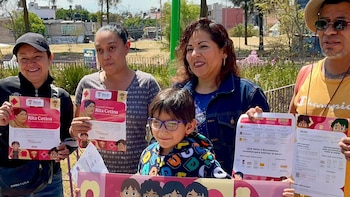 Arranca entrega de tarjetas Bienestar para la Beca Rita Cetina y así puedes registrarte en el programa