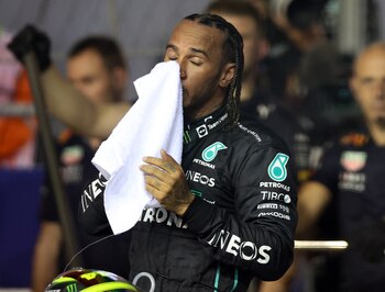 Lewis Hamilton tuvo un auto