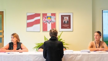 La coalición del primer ministro letón se perfila como vencedora de las elecciones, según pie de urna